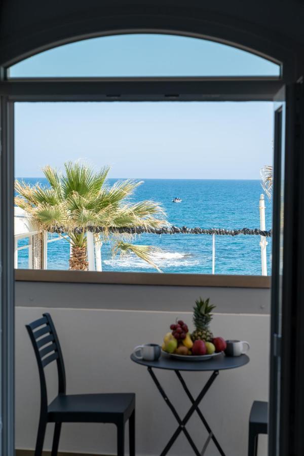 Renata Mare Beachside Studios Limenas Chersonisou Exterior foto